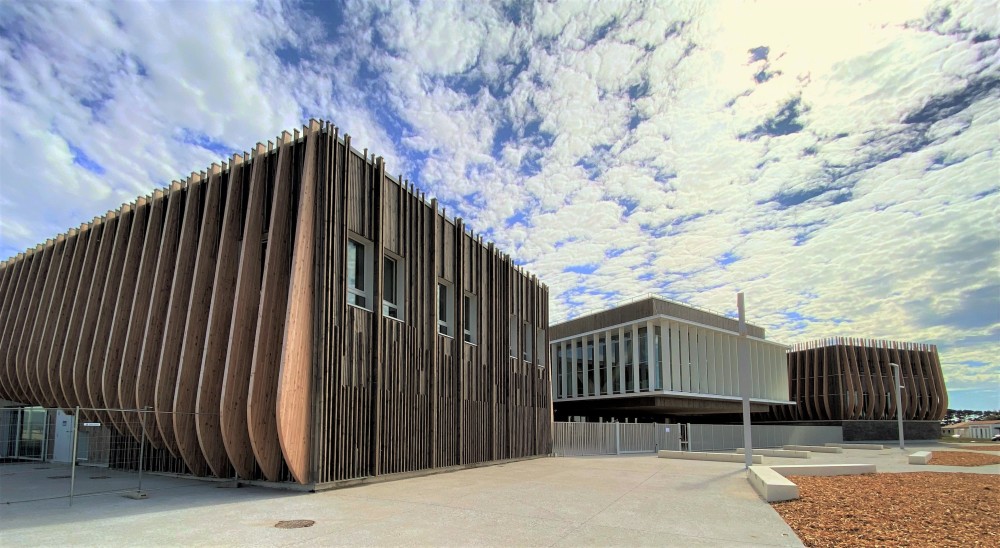 Lycée polyvalent - Observatoire BBC